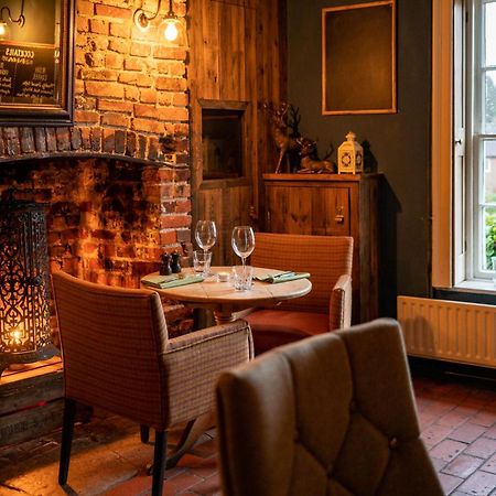 The Royal Oak Inn Chichester Eksteriør billede
