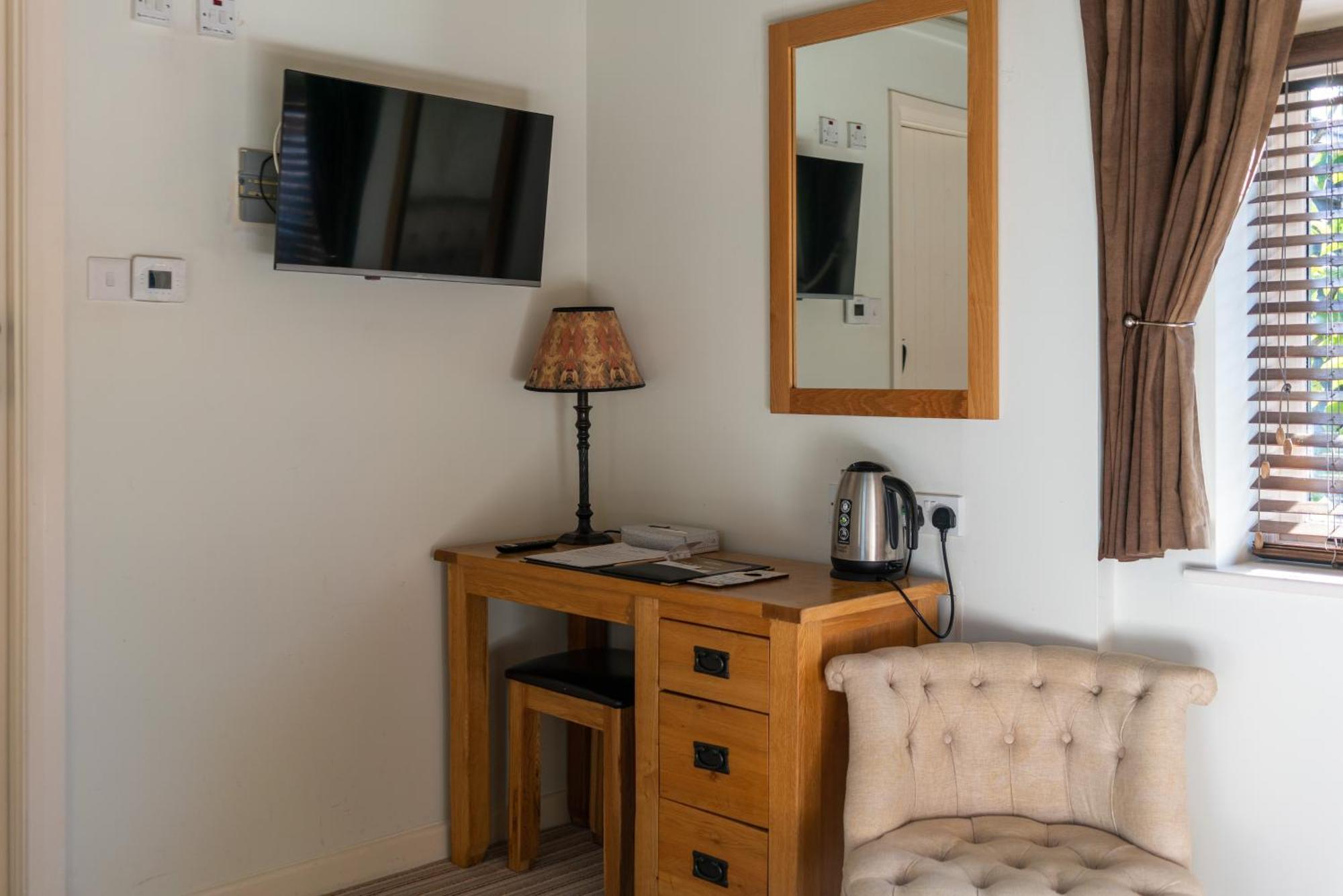 The Royal Oak Inn Chichester Eksteriør billede